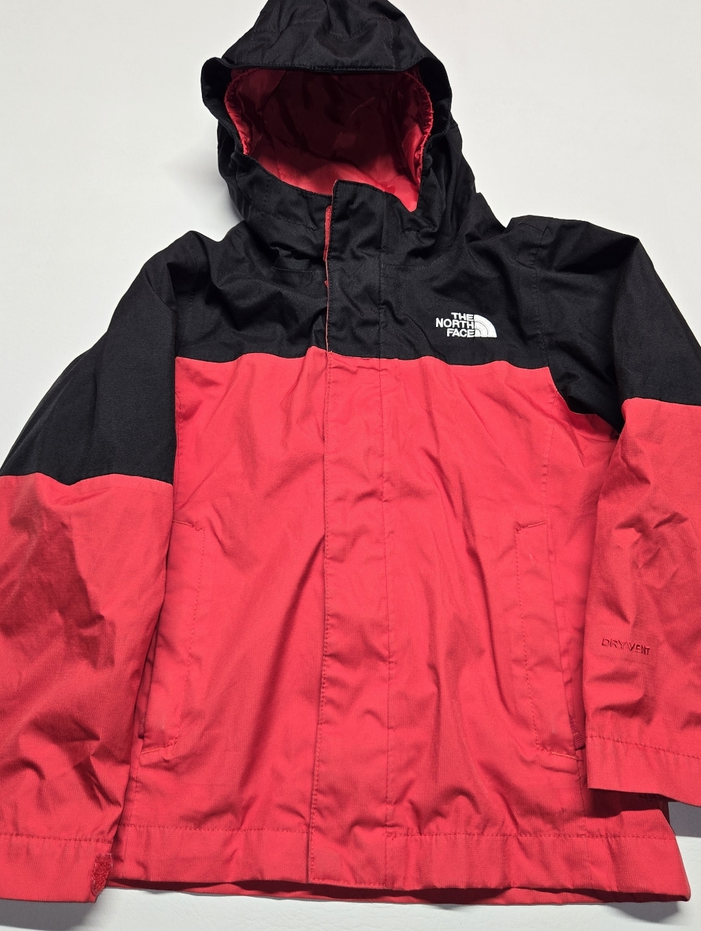 The Northface Toddler Boys Light weight Full Zip jacket Red and black 4T